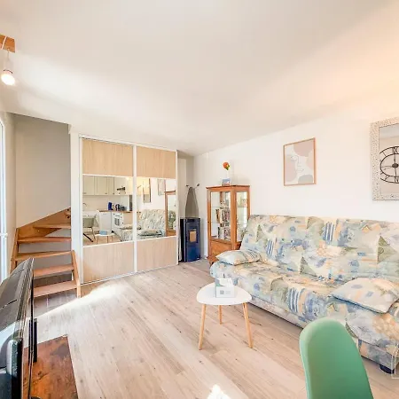 Charmante Club Climatisee A Apartman Sanary-sur-Mer