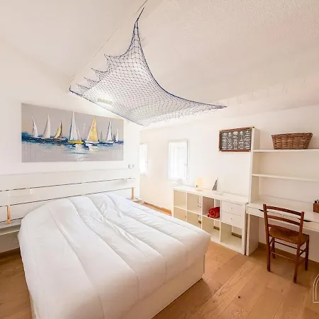 Charmante Club Climatisee A Apartman Sanary-sur-Mer