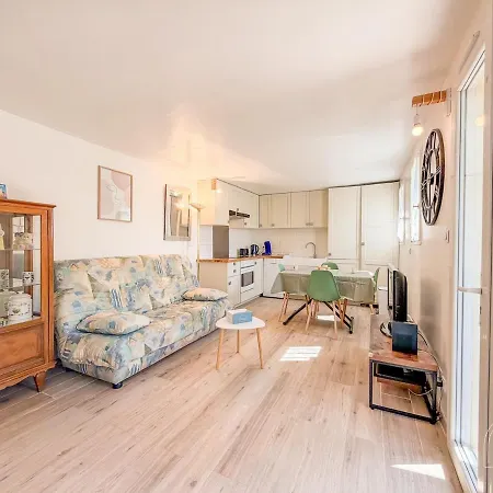 Apartman Charmante Club Climatisee A *