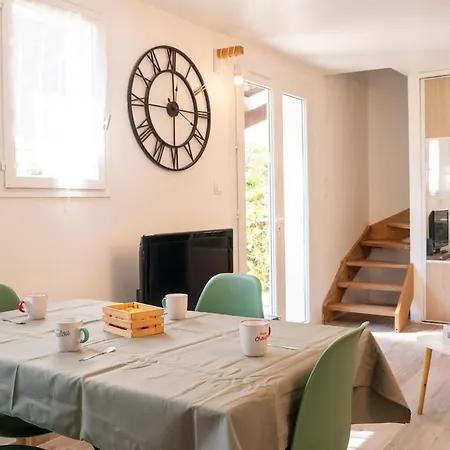 Charmante Club Climatisee A * Sanary-sur-Mer